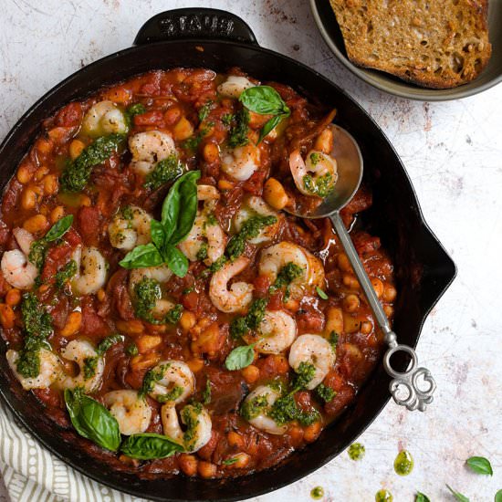 Herby shrimp with shallot sauce