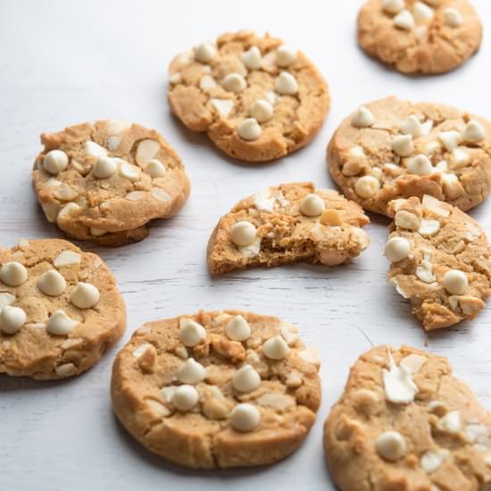 White Chocolate Macadamia Cookies