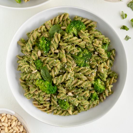 Broccoli Pesto Pasta (Vegan & GF)