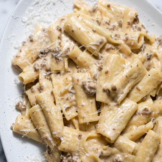 One-Pot Creamy Beef Pasta