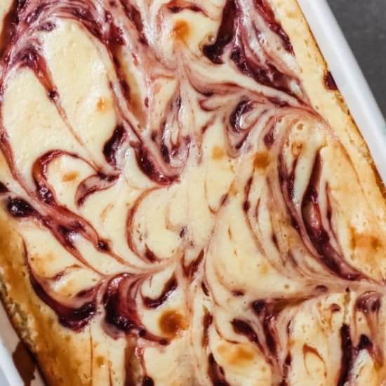 RASPBERRY SWIRL CHEESECAKE