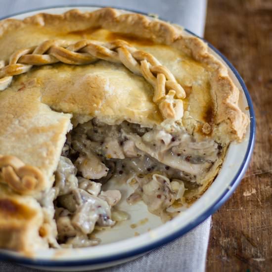 Chicken and mushroom pie