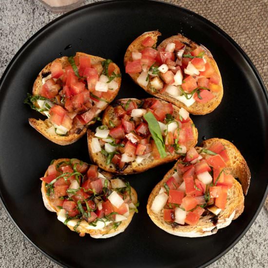 Simple Tomato Bruschetta Recipe