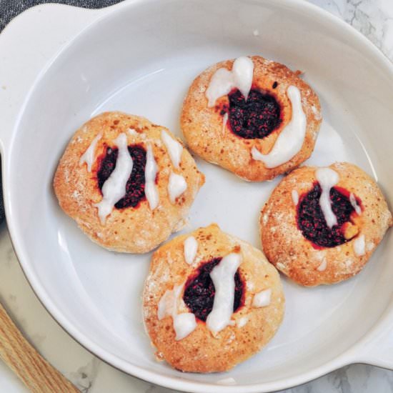 Raspberry-lemon buns