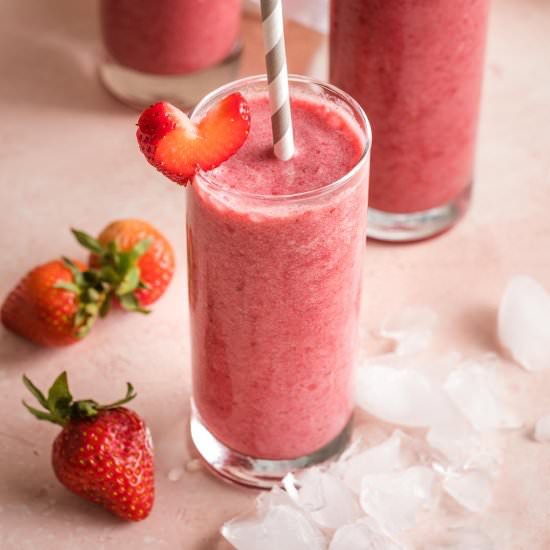Strawberry Pomegranate Smoothie