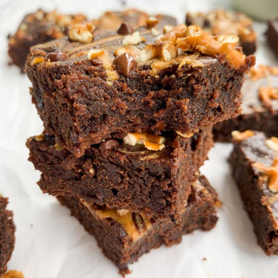 Peanut Butter Pretzel Brownies