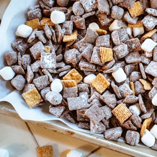 S’mores Puppy Chow