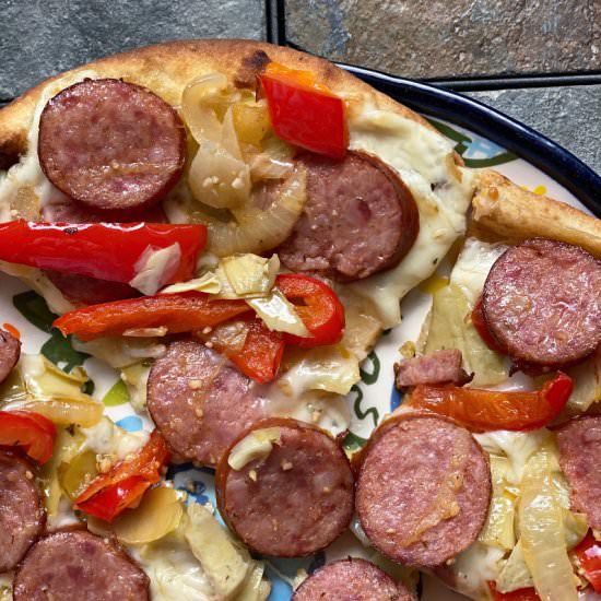 Sausage & Peppers Naan Pizza