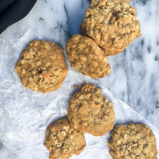 Simple Oatmeal Cookies