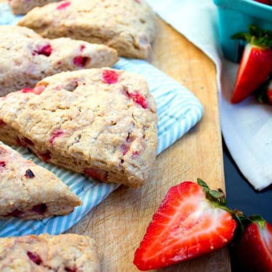 Vegan Strawberry Scones