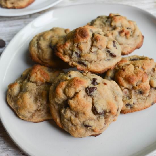easy keto chocolate chip cookies