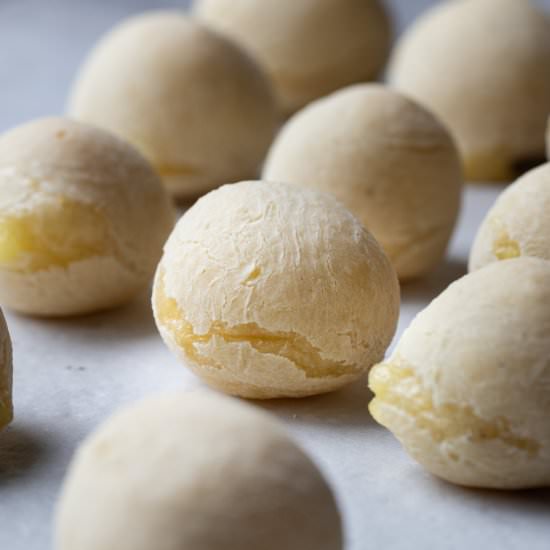 Easy vegan Brazilian cheese bread