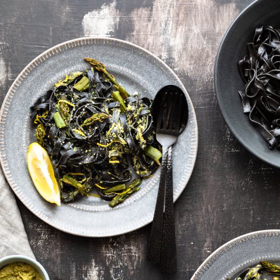 Asparagus Lemon-Ginger Pesto