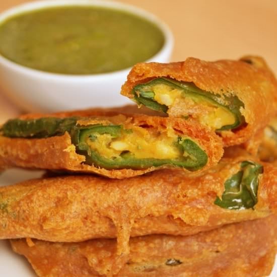 stuffed green bajji