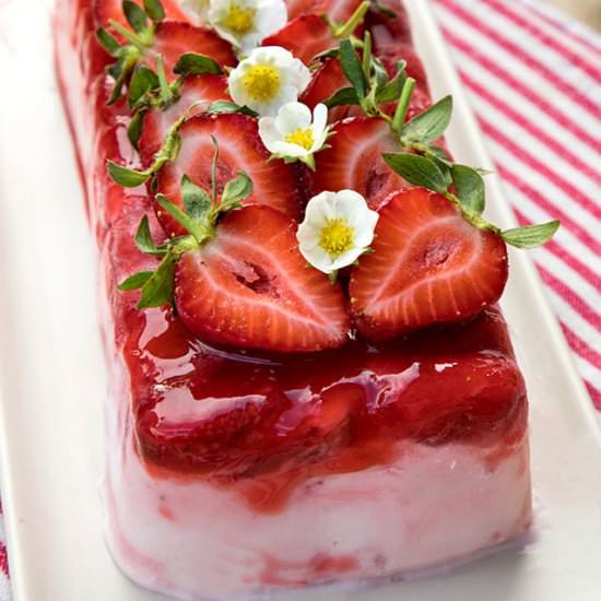 Strawberry semifreddo