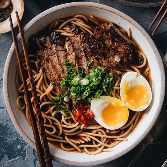 Yaka Mein (Beef Noodle Soup)