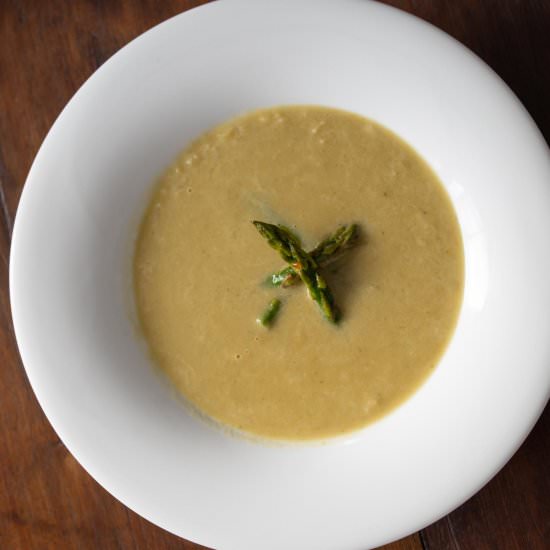 Asparagus Soup with Caramelized Lee