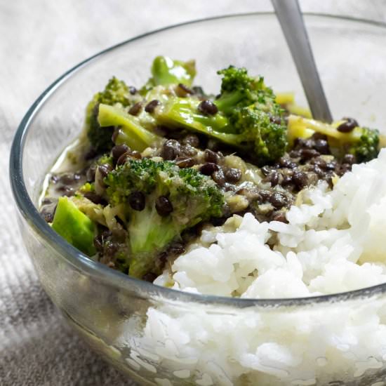Black Lentil and Broccoli Curry