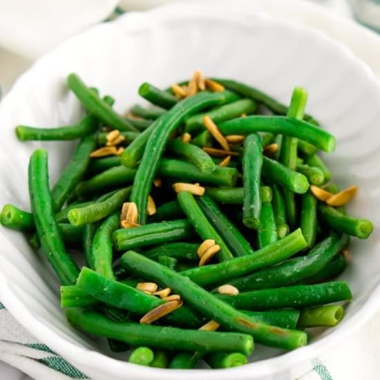 Fresh Green Beans Almondine