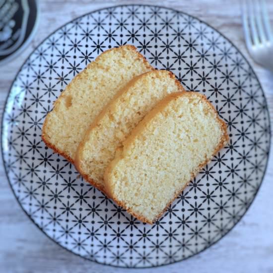 Simple butter and lemon cake