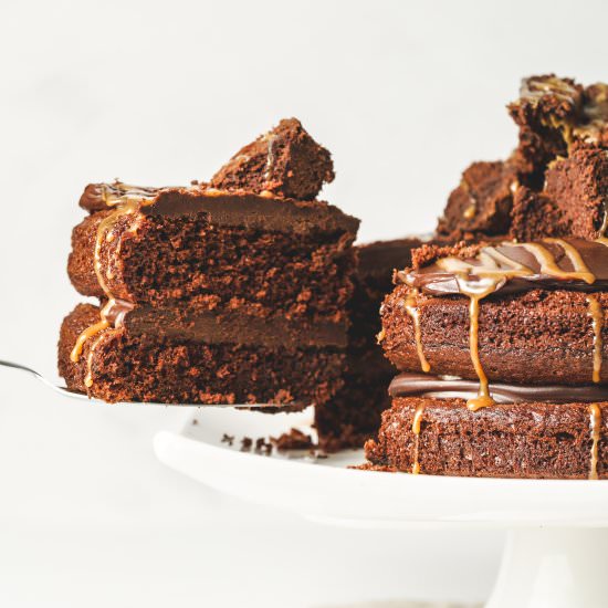 Salted Caramel & Brownie Cake