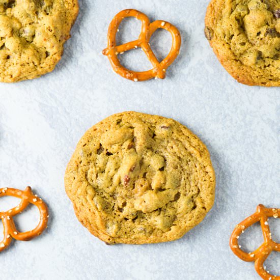 PB Pretzel Chocolate Chip Cookies