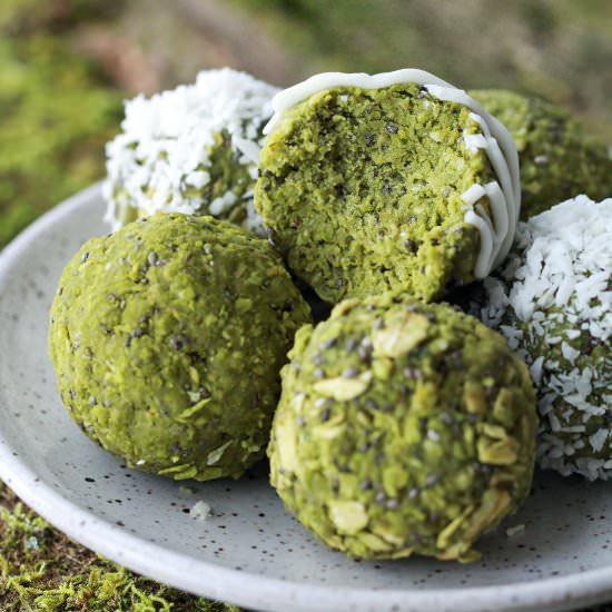 Matcha Coconut Energy Bites