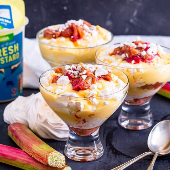 Rhubarb and Custard Eton Mess