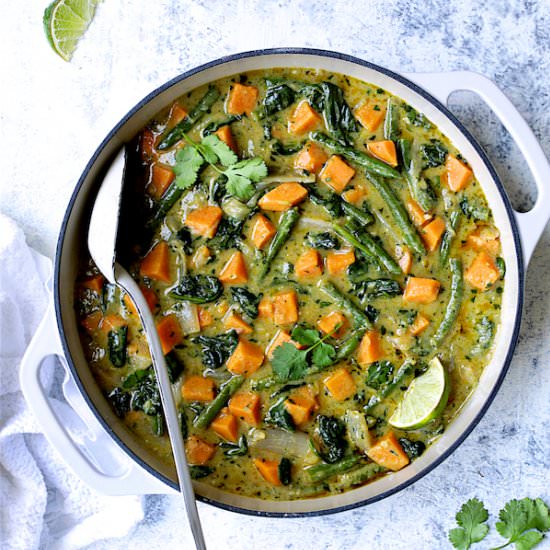 Vegan Thai Sweet Potato Curry