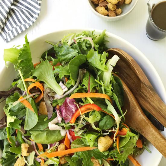 Garden Salad with Balsamic Dressing