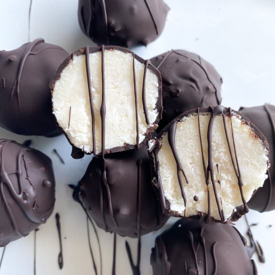 Cheesecake Truffles