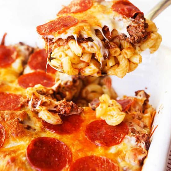 5-Ingredient Pizza Pasta Bake