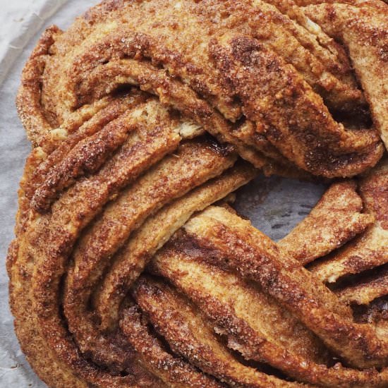 Cinnamon wreath