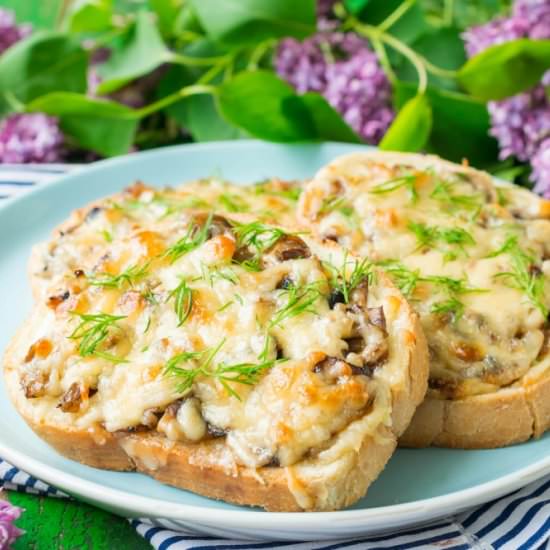 Mushroom Sandwiches