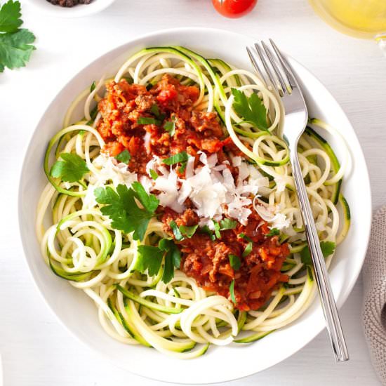 Paleo Bolognese Zucchini Noodles