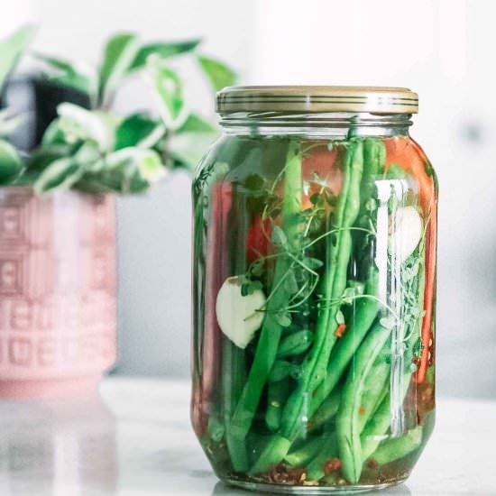 Quick Pickled Green Beans