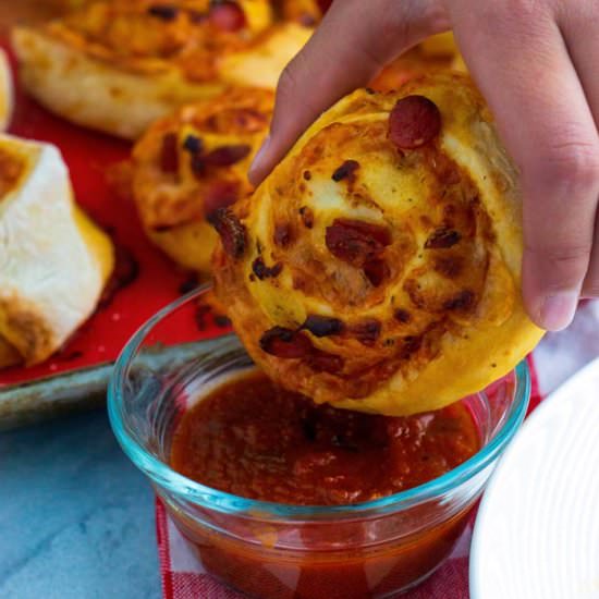 Pepperoni Pizza Rolls