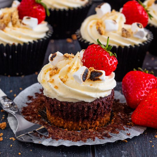 Strawberry S’mores Cupcakes