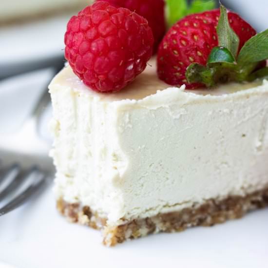 Vegan + Gluten-Free Cheesecake