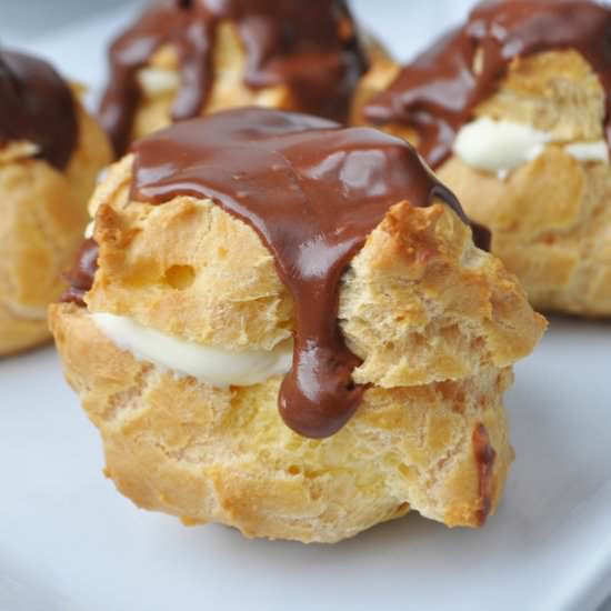 Easy Homemade Cream Puffs