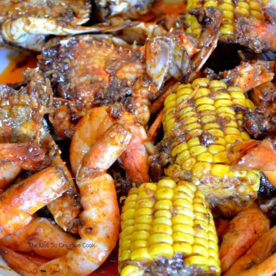 SHRIMPS AND CRABS IN CAJUN BUTTER