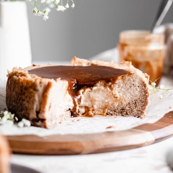 Baked Vegan Vanilla Cheesecake