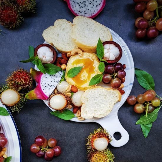 Easy baked Camembert