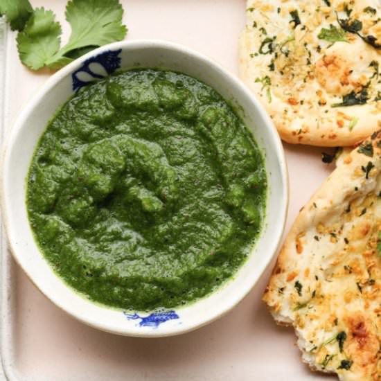 Cilantro Apple Chutney