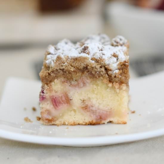 Rhubarb Crumb Cake