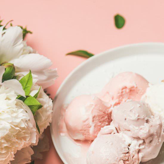StrawberryVanilla Custard Ice Cream