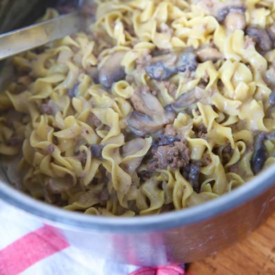One Pot Beef Stroganoff