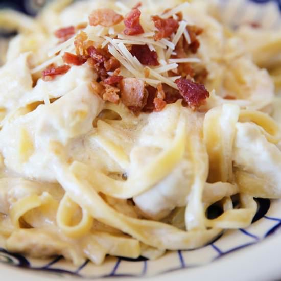 One Pot Fettuccine Alfredo