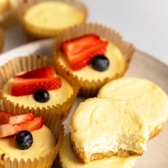 Keto Mini Cheesecake Bites
