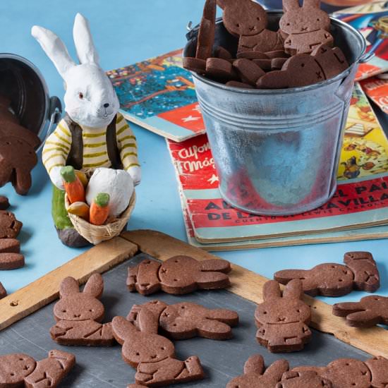 Chocolate biscuits (rabbits)